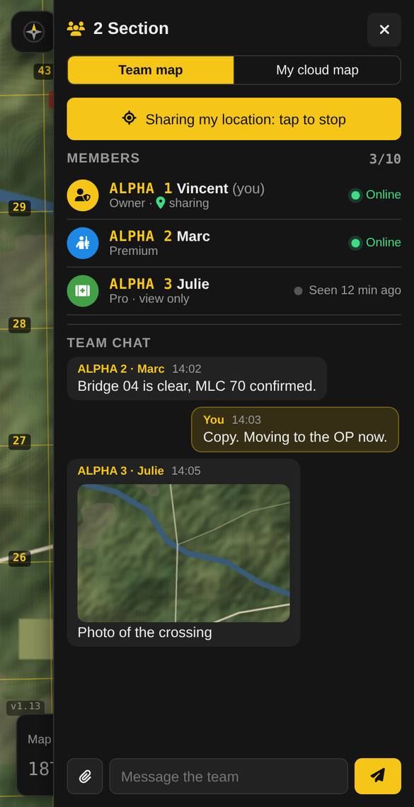 Team panel with members, call signs and chat
